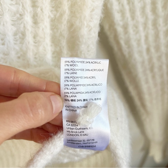 By Anthropologie Ruffled Boat Neck Sweater - Picture 7 of 13